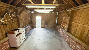 Photo 27- click for photo gallery